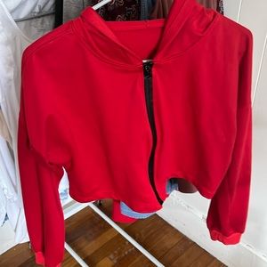 (M) Cropped Zip-Up Sweatshirt. Red